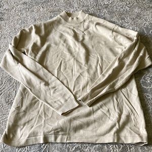 M Geoffrey Beene mock turtle neck top